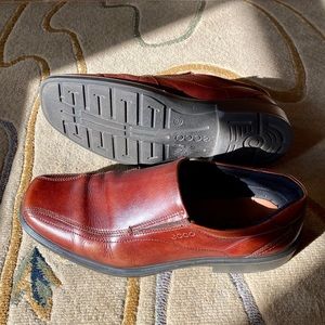 Ecco Helsinki Mens brown dress loafers